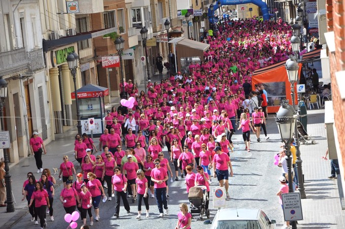 CARRERA DE LA MUJER DE SUECA.